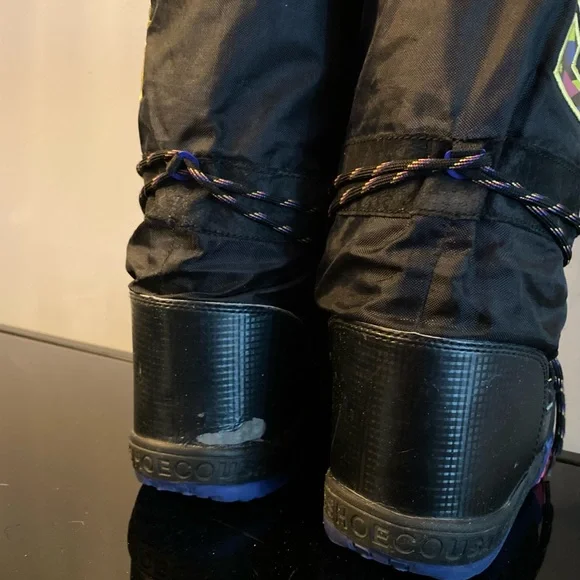 DC Chalet Boors Black and Multicolor DC Shoes Snow Boots - Picture 4 of 6